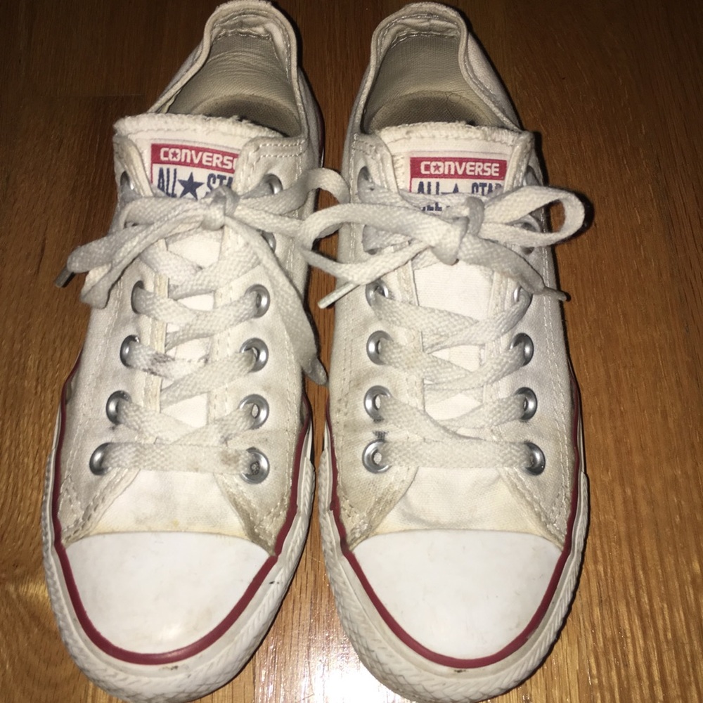 White Low Top Classic Converse